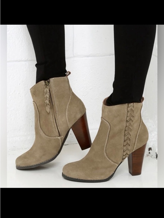 Very Volatile Shoes - Very Volatile Wright Taupe Suede Leather Ankle Boots